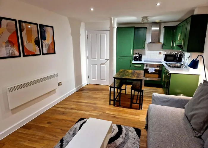 1 Bed Northern Quarter Flat Tib Street